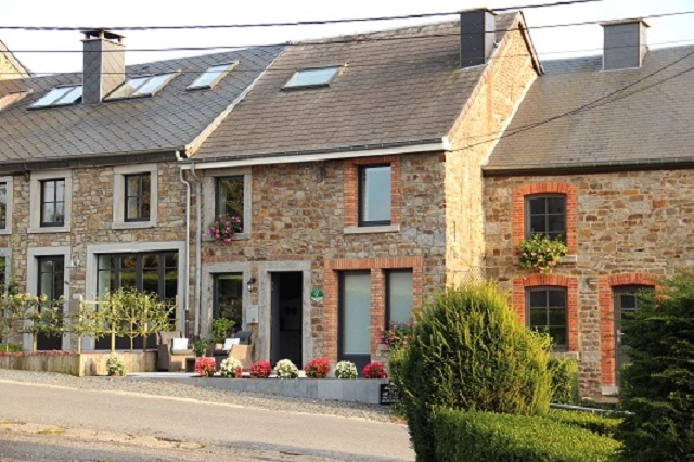 Josiane et Jean-Pierre vous accueillent au Gîte Mirwart des Bois